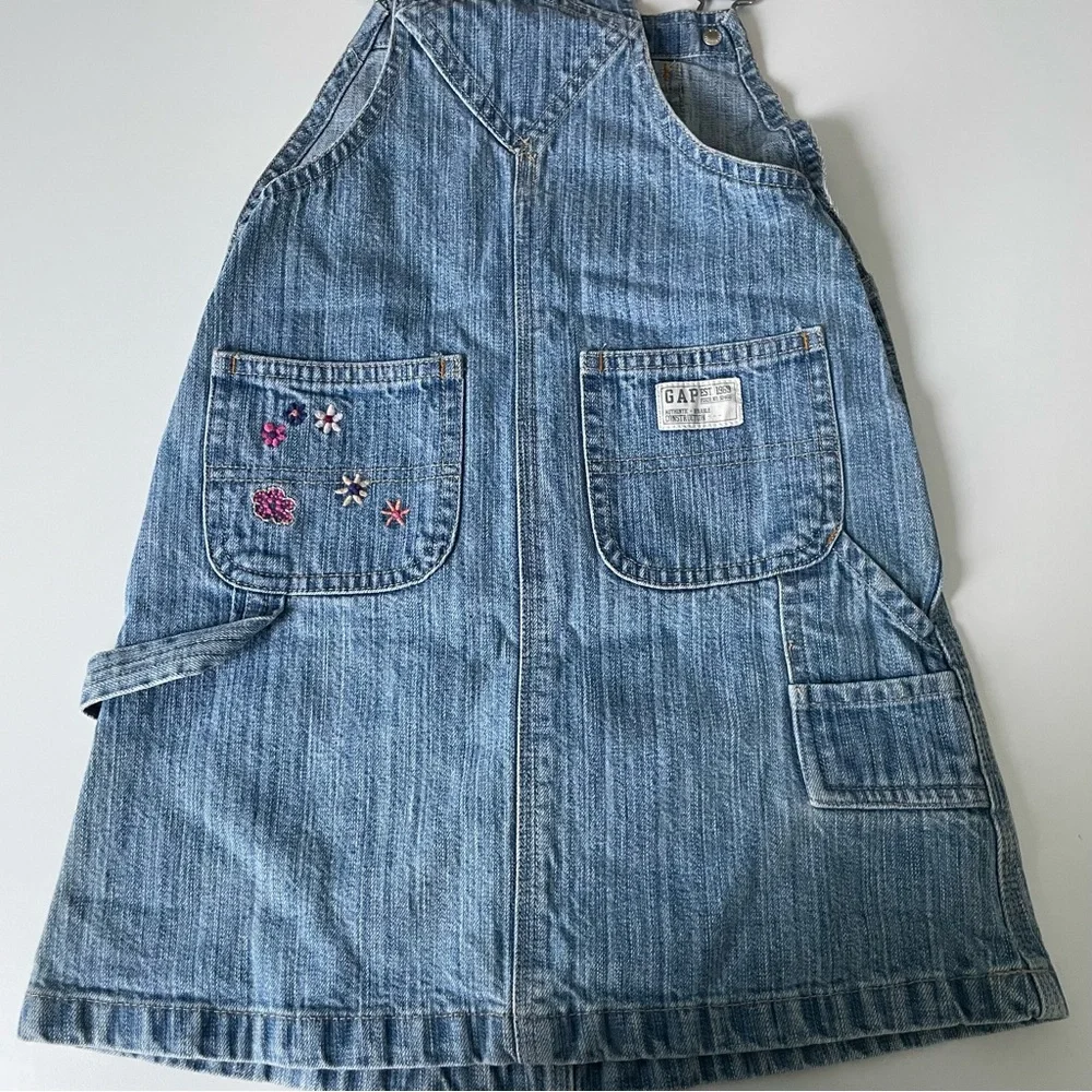 Dress - Picture 6 of 6